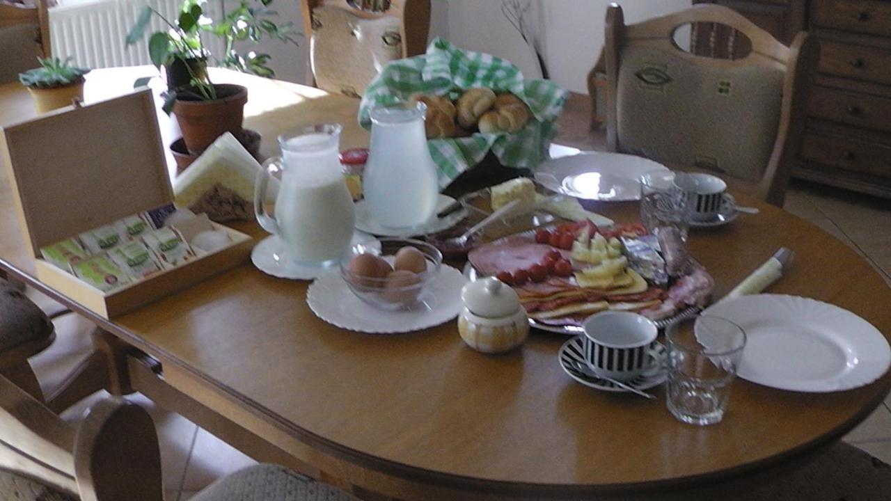Malomkerek Vendeghaz Bed & Breakfast Fertőboz Екстериор снимка