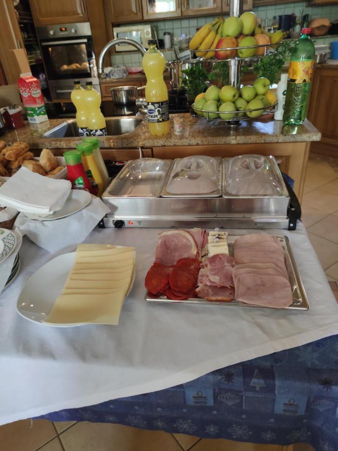 Malomkerek Vendeghaz Bed & Breakfast Fertőboz Екстериор снимка