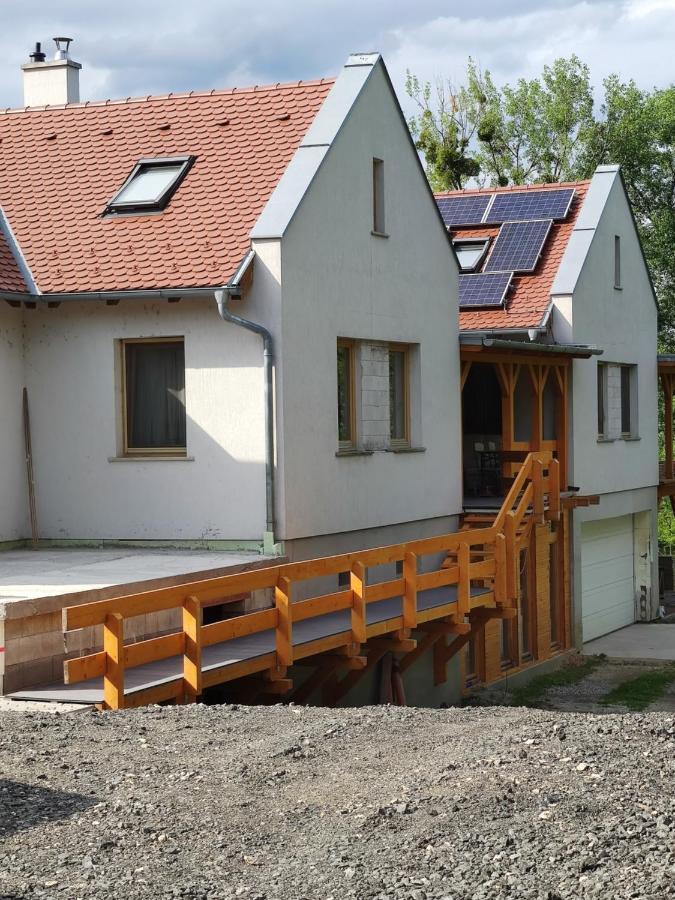 Malomkerek Vendeghaz Bed & Breakfast Fertőboz Екстериор снимка